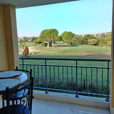 Aparthotel Deluxe Vue Sur Golf *