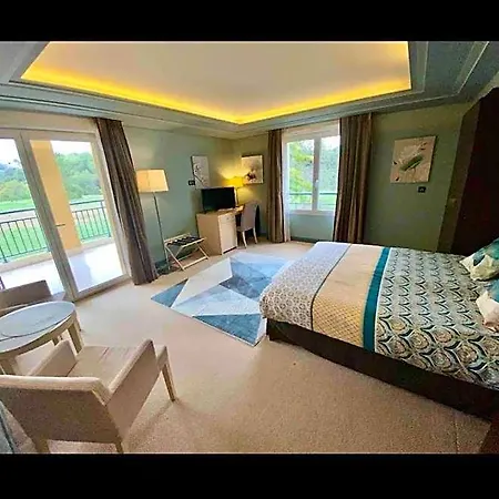 Deluxe Vue Sur Golf Ξενοδοχείο με διαμερίσματα